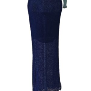 Rok maxi panjang rajut transparan (sheer) double layer berwarna biru gelap/navy, resort wear elegan.